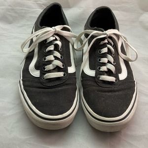 Vans Skate Shoe Women’s Size 8 Black